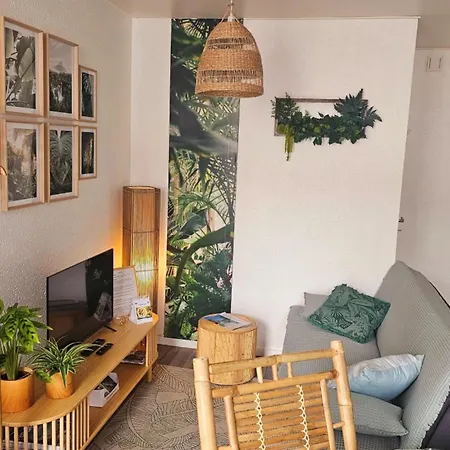 Appartement Côté Terre, Avec Piscine Chauffée *