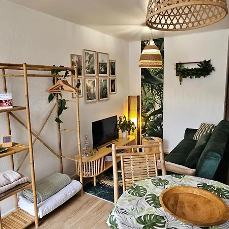 Côté Terre, Avec Piscine Chauffée La Roche-sur-Yon