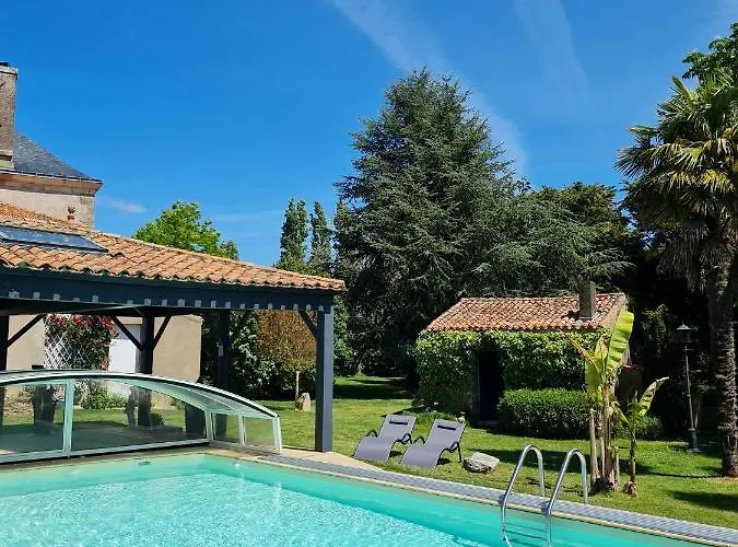 Appartamento Côté Terre, Avec Piscine Chauffée