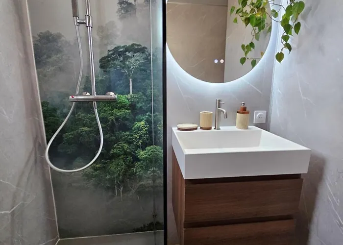 Côté Terre, Avec Piscine Chauffée *